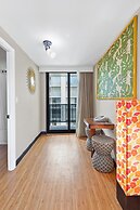 Castle Bamboo Waikīkī Hotel