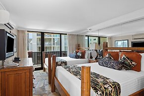 Castle Bamboo Waikīkī Hotel