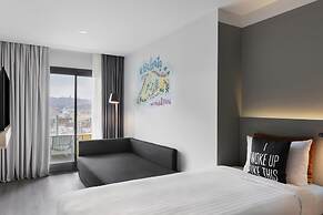 Moxy Barcelona