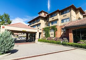 Hotel Kelowna & Conference Centre