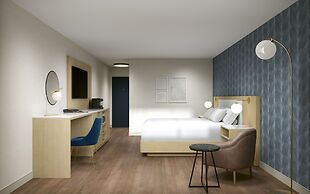 Hotel Kelowna & Conference Centre