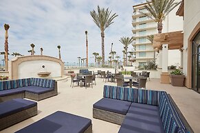 The Waterfront Beach Resort, A Hilton Hotel