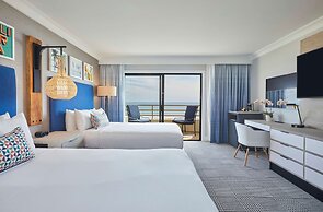 The Waterfront Beach Resort, A Hilton Hotel