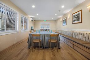 Marin Suites Hotel
