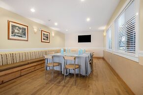Marin Suites Hotel