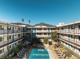 Marin Suites Hotel