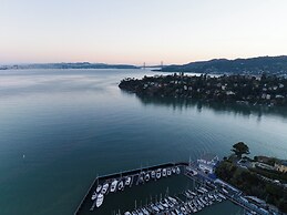 Marin Suites Hotel