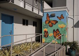 Marin Suites Hotel