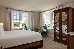 Hotel Roanoke & Conference Ctr, Curio Collection by Hilton