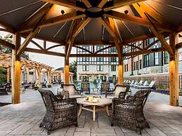 Hotel Roanoke & Conference Ctr, Curio Collection by Hilton