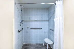 Baymont by Wyndham McDonough