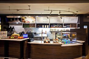 Courtyard By Marriott Cape Cod Hyannis