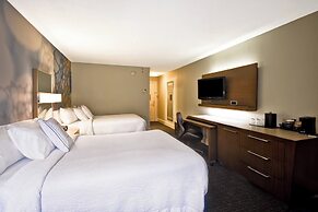 Courtyard By Marriott Cape Cod Hyannis