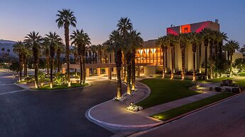 Holiday Inn Express Palm-Desert by IHG
