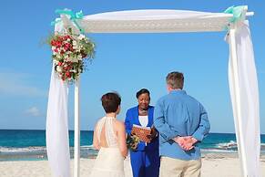 Stella Maris Resort Club