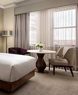 Fairmont Hotel Macdonald