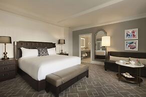 Fairmont Hotel Macdonald