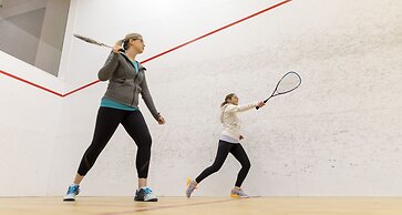 Fairmont Hotel Macdonald