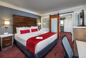 Desert Palms Hotel & Suites