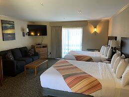 Coachman Inn & Suites