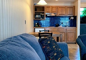 Coachman Inn & Suites