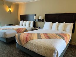 Coachman Inn & Suites