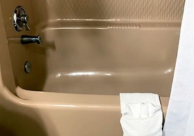 Coachman Inn & Suites