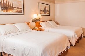 Coachman Inn & Suites