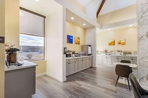 Comfort Inn & Suites Near Fallon Naval Air Station