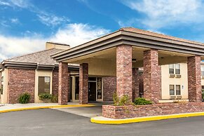 Comfort Inn & Suites Near Fallon Naval Air Station