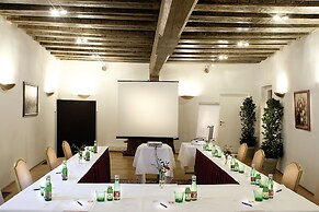 Radisson Blu Hotel Altstadt