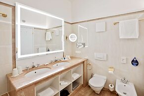 Radisson Blu Hotel Altstadt