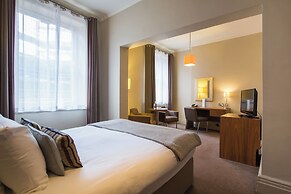 The Met Hotel