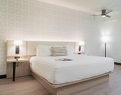 Palm Mountain Resort and Spa