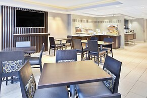 Holiday Inn Express Boston - Waltham by IHG