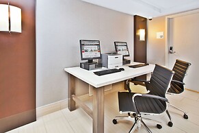 Holiday Inn Express Boston - Waltham by IHG
