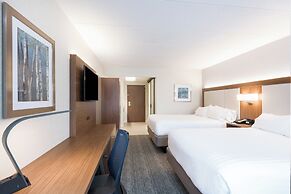 Holiday Inn Express Boston - Waltham by IHG