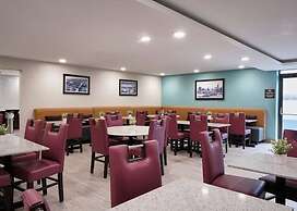 Comfort Inn & Suites Pottstown Eastern Gateway