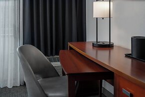 Courtyard by Marriott Memphis East/Park Avenue