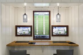 Holiday Inn : Bloomington W MSP Airport Area by IHG