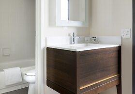 Holiday Inn : Bloomington W MSP Airport Area by IHG