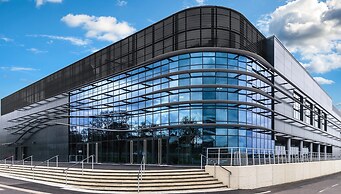 Holiday Inn Farnborough by IHG
