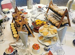 Holiday Inn Farnborough by IHG
