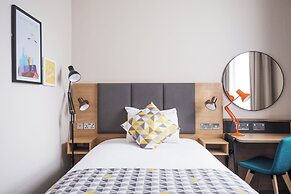 Holiday Inn Farnborough by IHG