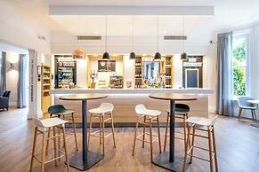 Holiday Inn Farnborough by IHG