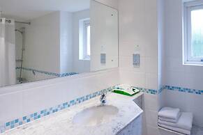 Holiday Inn Farnborough by IHG