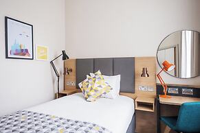 Holiday Inn Farnborough by IHG