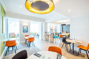 Holiday Inn Farnborough by IHG