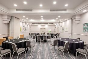 Holiday Inn Farnborough by IHG