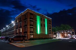 Holiday Inn Saratoga Springs by IHG